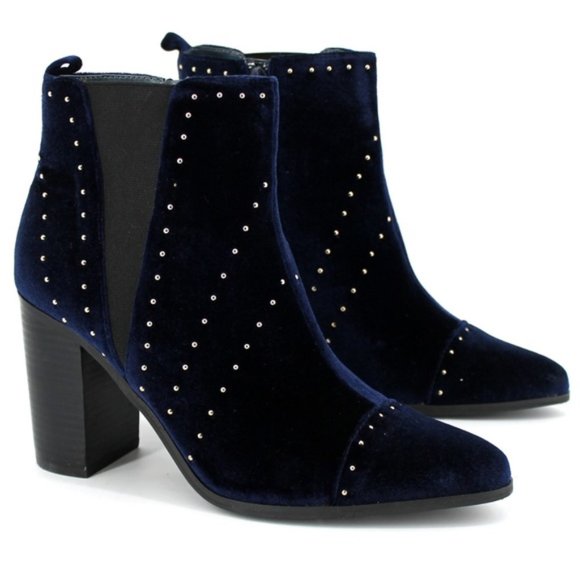 Kensie Shoes - KENSIE Delanie Blue Velvet Studded Ankle Bootie 6M